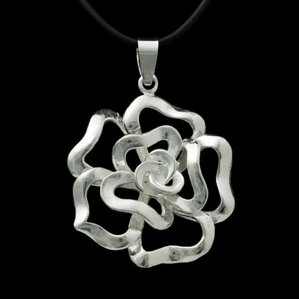 7136_1_Colgante flor _Plata.jpg 7136_1_Colgante flor _Plata.jpg