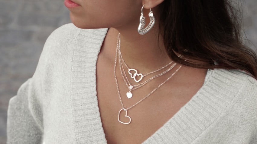Colección de joyas de corazones en plata Joyas de corazones en plata de diferentes estilos