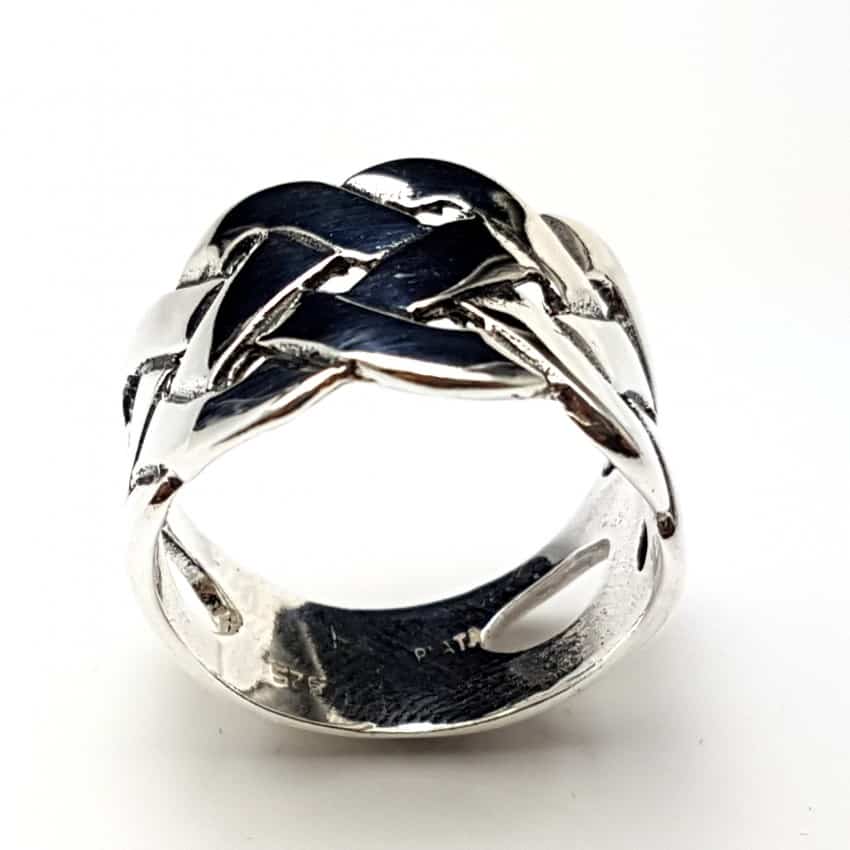 Anillo trenzado en plata