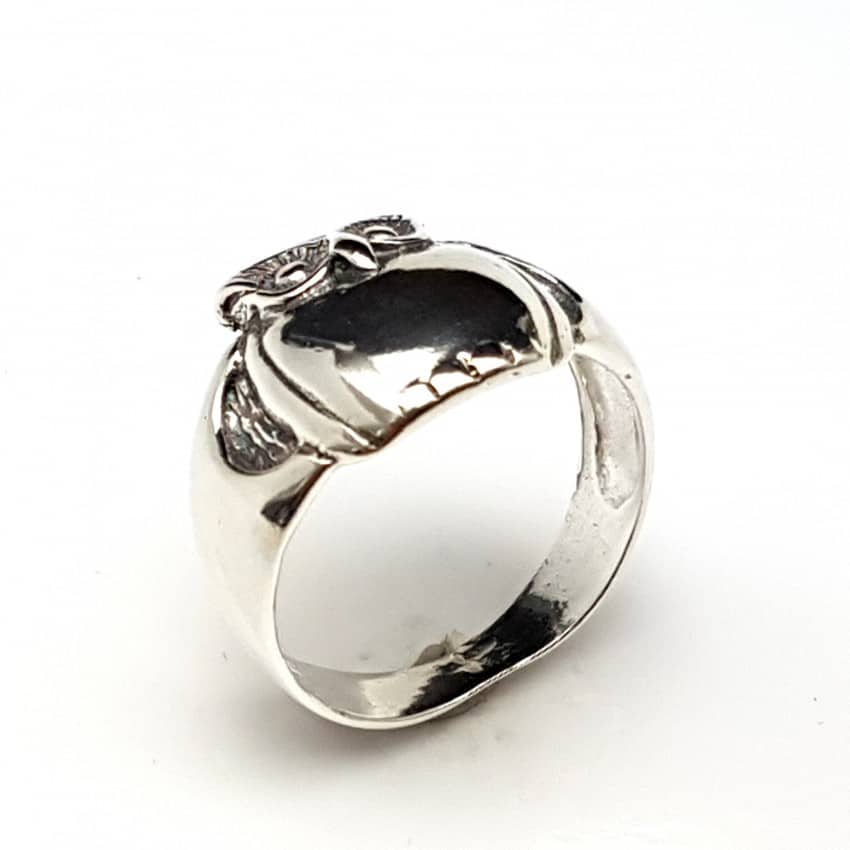 Anillo búho fabricado en plata. Anillo búho en plata