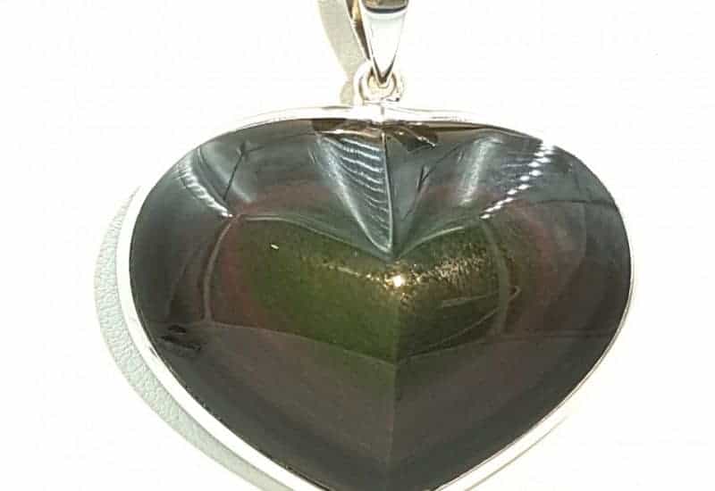 Colgante de Obsidiana Arcoíris fabricado en plata de ley 925 mls – Corazón