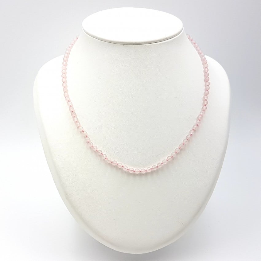 Collar de cuarzo rosa y cierre de plata, bolas pequeñas