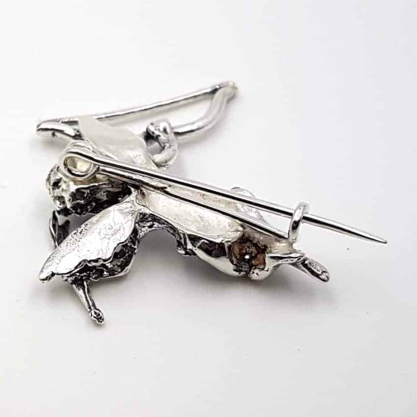 Broche con angelito en plata