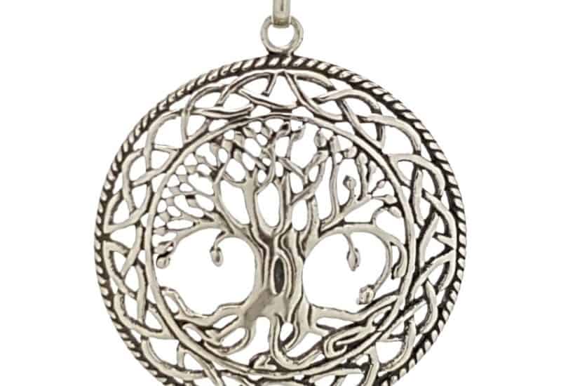 Arbol de la vida en plata de diseño celta.