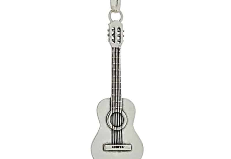 Colgante guitarra clásica Española en plata 925