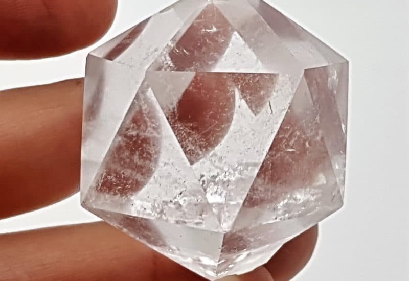 Icosaedro de cuarzo cristal de roca