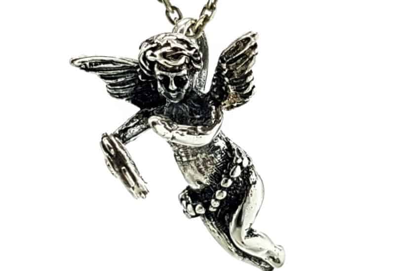 Cupido en plata 925, ángel del amor tocando la pandereta