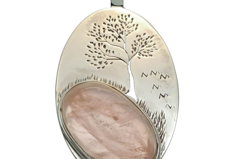 Colgante símbolo árbol de la vida con piedra de cuarzo rosa