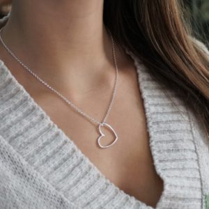 Gargantilla de corazón en plata 925