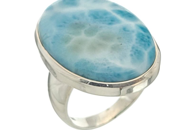 Anillo con piedra larimar realizado en plata de talla 21