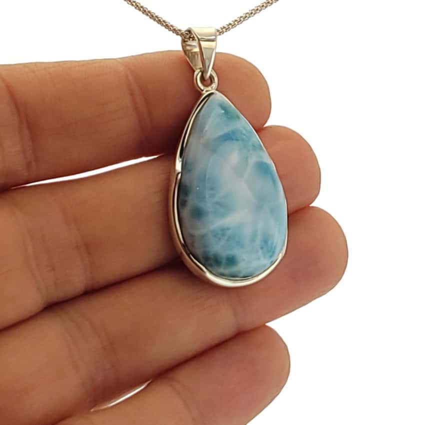 Colgante de plata 925 con lágrima de larimar de 30×19 mm. (1) Colgante de plata 925 con lágrima de larimar de 30×19 mm. (1)