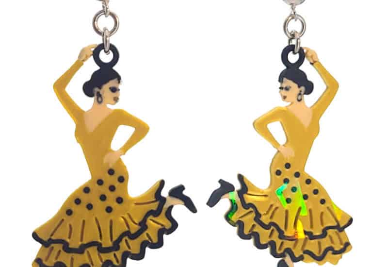 Pendientes flamenca – vestido dorado de lunares y volantes negros