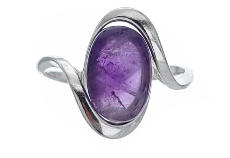 Anillo de plata con piedra de amatista de Brasil