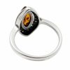 Anillo marquise de plata y ámbar con grabado greca3