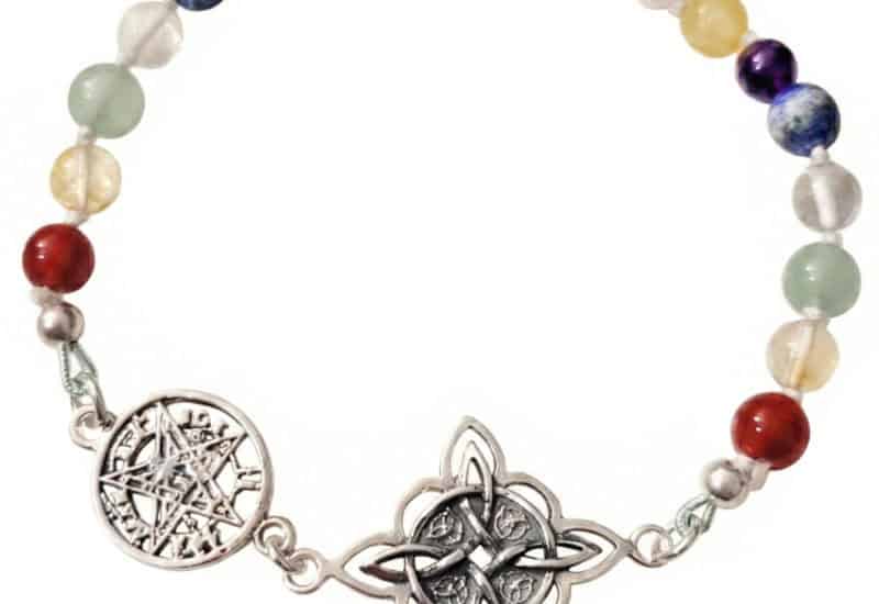 Pulsera triple protección – chakra , tetragramatón , nudo bruja