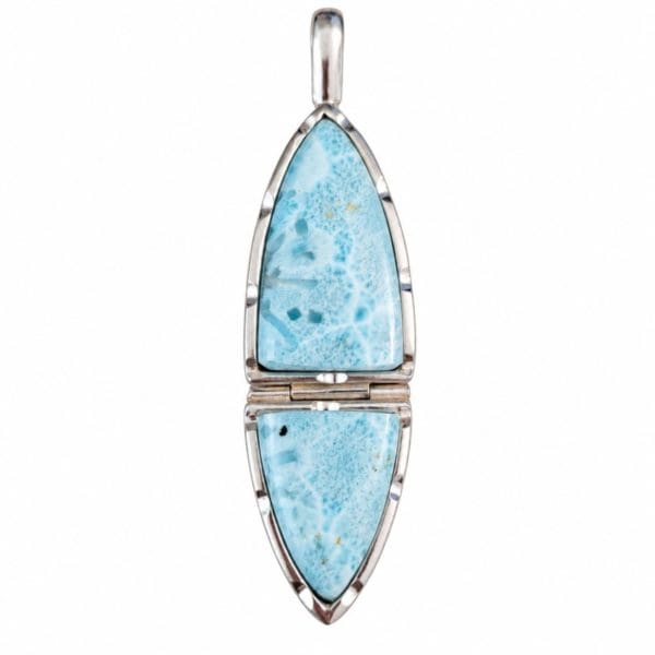Colgante articulado de plata 925 con dos piedras naturales de larimar, vista frontal